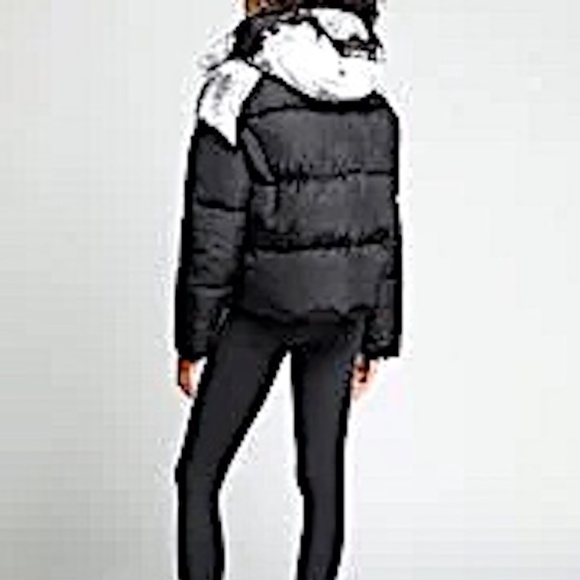 New Authentic Versace Medusa Down Puffer Jacket US 8, UK 12, 40 France 1012541 - Picture 4 of 15